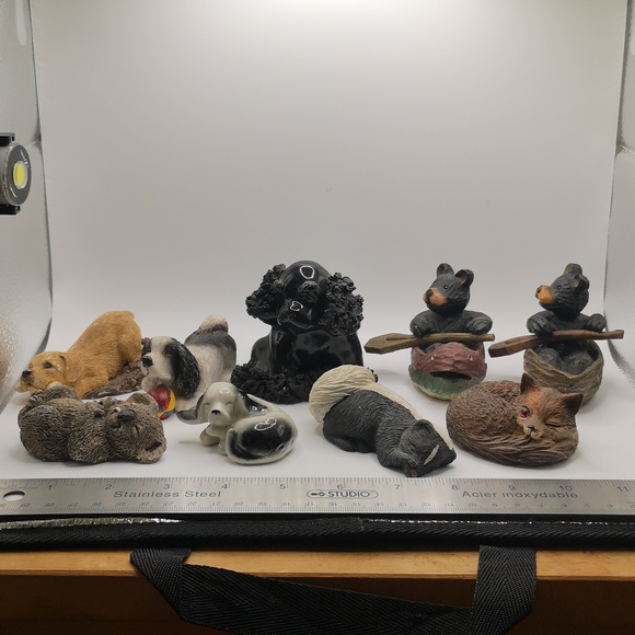 Vintage Collection of 14 Animal Figurines Featuring Cats Dogs Fox Skunk Bears - Picture 5 of 10